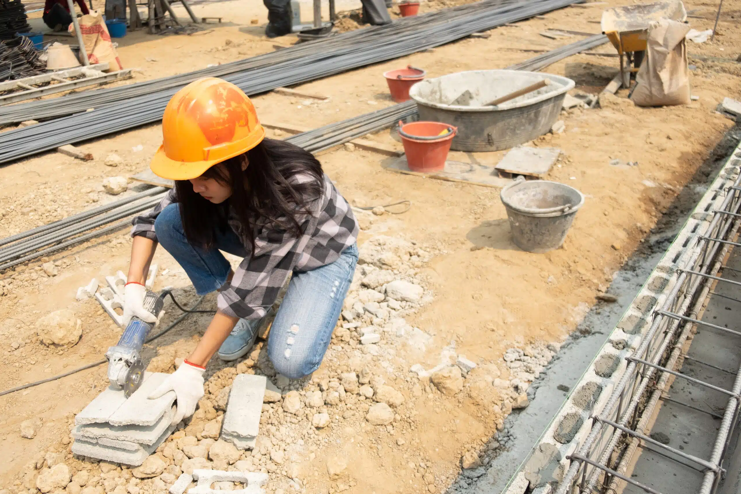 What are the Benefits of Hiring Concrete Contractors? Discover Now!